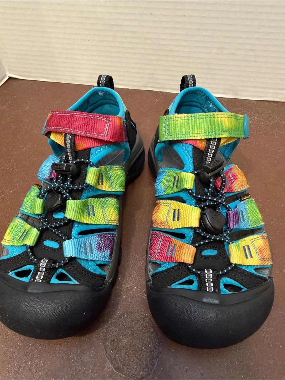 KEEN Newport H2 Kids' Multicolor Tie-Dye Sandal - Blue/Yellow